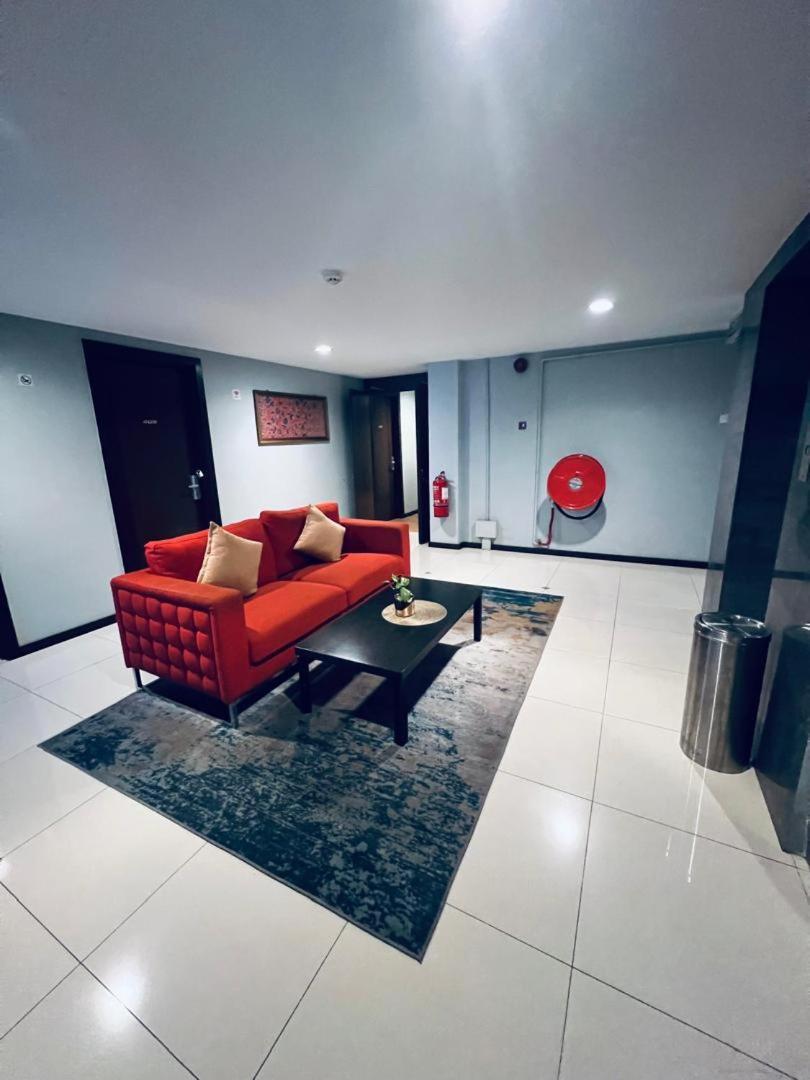 Lovita Hotel 2*