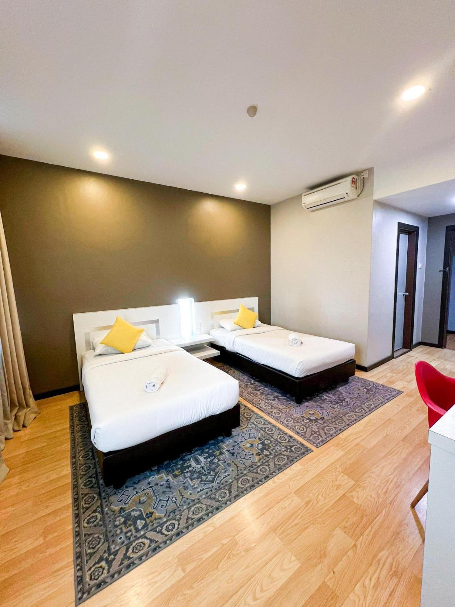 Lovita Hotel 2*